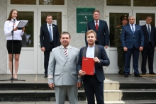Торжественная линейка в Красноярском институте железнодорожного транспорта 1 сентября 2021