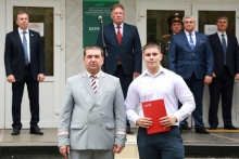 Торжественная линейка в Красноярском институте железнодорожного транспорта 1 сентября 2021