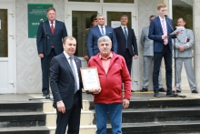 Торжественная линейка в Красноярском институте железнодорожного транспорта 1 сентября 2021