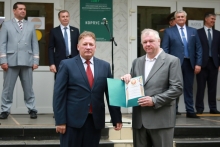 Торжественная линейка в Красноярском институте железнодорожного транспорта 1 сентября 2021