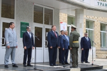 Торжественная линейка в Красноярском институте железнодорожного транспорта 1 сентября 2021