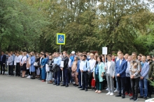 Торжественная линейка в Красноярском институте железнодорожного транспорта 1 сентября 2021